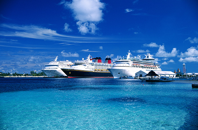 Ships, New Providence, Bahamas